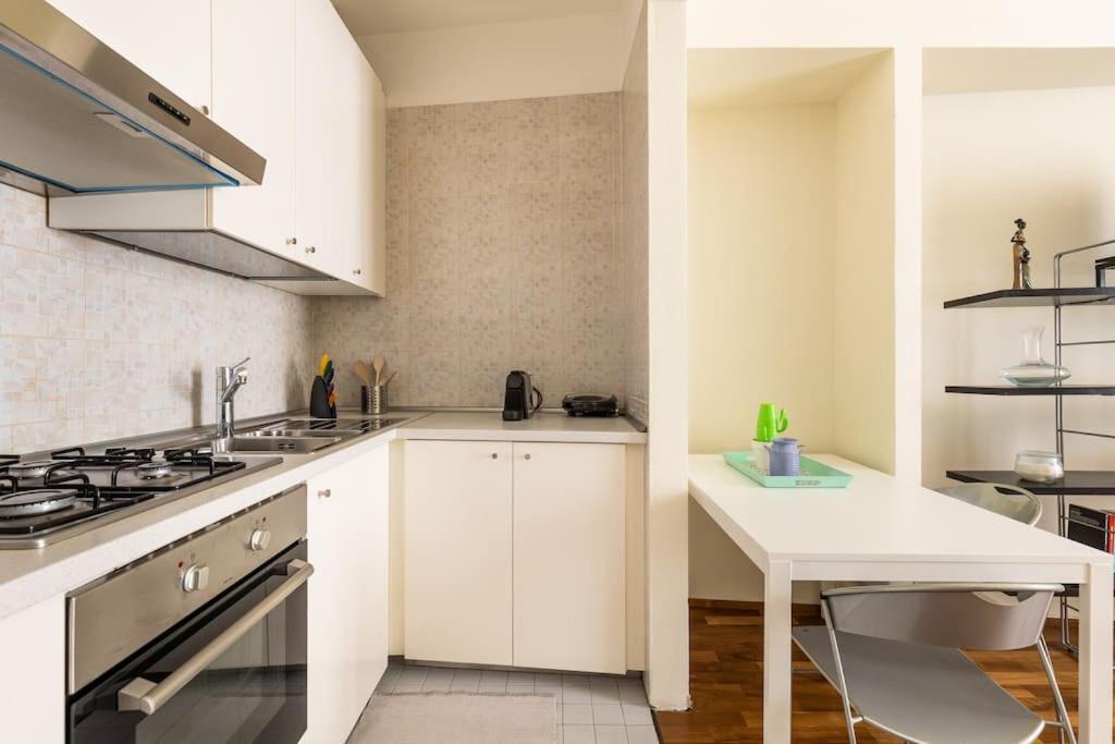 Suite In Via Del Pratello Bologna Exterior photo